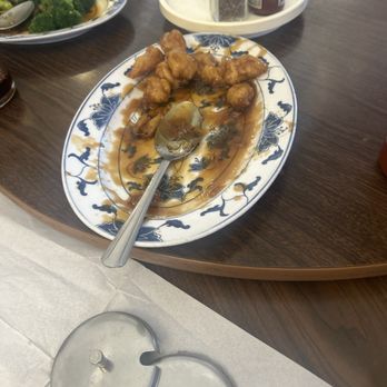 China Station Restaurant - Beef and broccoli,orange chicken, shrimp chow main great and the service is excellent. - Chinese Near Me - San Jose, California