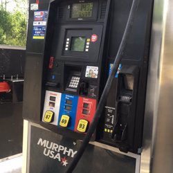 Murphy USA - Clean , functional, easy to use pumps
