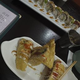 Fuji Roll, Dragon Roll Fuji Roll, Dragon Roll