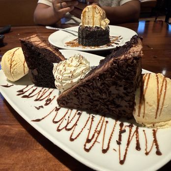 LongHorn Steakhouse - Chocolate Stampede, Molten Lava Cake - Steakhouses Near Me - Bakersfield, California