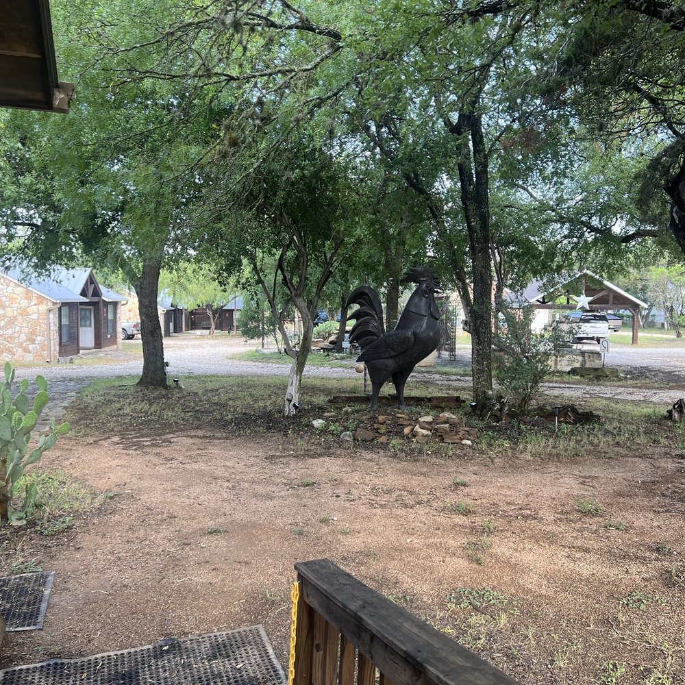 The Roost - The grounds - Vacation Rentals Near Me - Lakehills, Texas The Roost - The grounds - Vacation Rentals Near Me - Lakehills, Texas