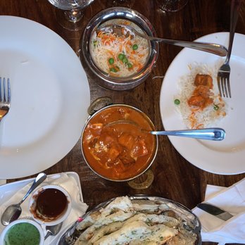 Mint Heights - Paneer makhani, garlic naan, and mango Lassi - Indian Near Me - Brooklyn, New York