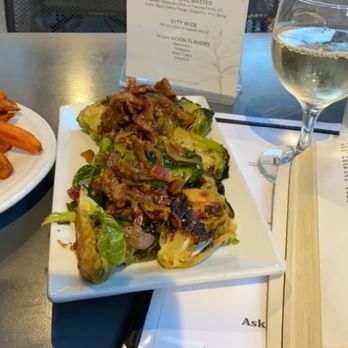 New Wave Cafe - Sweet Potato Fries - American Near Me - Philadelphia, Pennsylvania