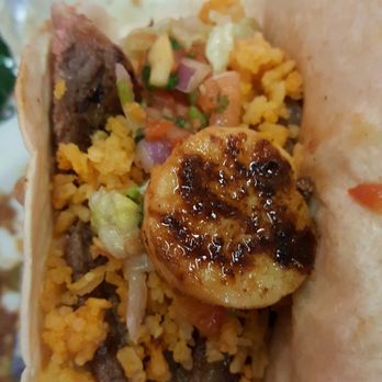 El Mariachi 2 - Made my own taco out of my carne asada, scallop, salsa and rice, yummy!!! - Mexican Near Me - Aiea, Hawaii El Mariachi 2 - Made my own taco out of my carne asada, scallop, salsa and rice, yummy!!! - Mexican Near Me - Aiea, Hawaii