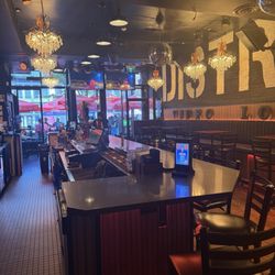 District Vidéo Lounge - Photo 8: Interior