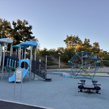Lake Forest Elementary School - New playground - Elementary Schools Near Me - Lake Forest, California Lake Forest Elementary School - New playground - Elementary Schools Near Me - Lake Forest, California
