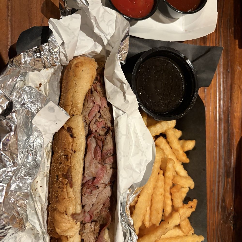 Paso Robles Brewing - Tri-tip and fries - Breweries Near Me - San Luis Obispo, California