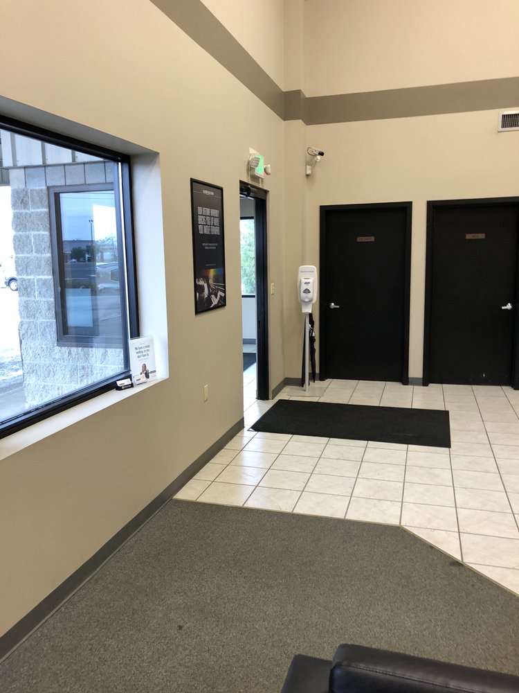 CALIBER COLLISION 19 Photos 10520 Pendleton Pike, Indianapolis