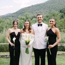 Flowers by Larry - Bridesmaid florals