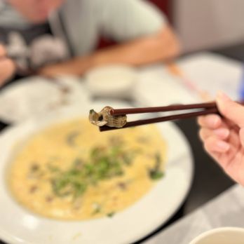 Sáu Can Tho Vietnamese Kitchen - Snails in coconut sauce - Vietnamese Near Me - Rosemead, California Sáu Can Tho Vietnamese Kitchen - Snails in coconut sauce - Vietnamese Near Me - Rosemead, California