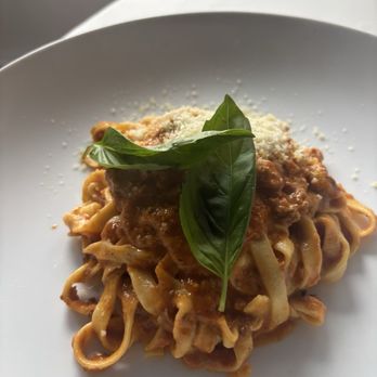 Spinnaker - Bolognese - New American Near Me - Brewster, Massachusetts Spinnaker - Bolognese - New American Near Me - Brewster, Massachusetts