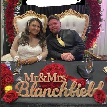 Quantum Party Productions - Throne chairs - DJs Near Me - St. Helena, California