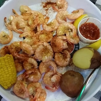 Flying Fish - Pretty weak lately here... disappointing - Seafood Near Me - Little Rock, Arkansas