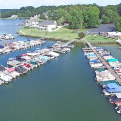 Lake Club Marina