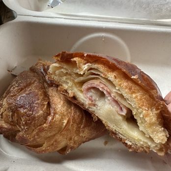 Huxdotter Coffee - HAM AND CHEESE CROISSANT - Coffee & Tea Near Me - North Bend, Washington