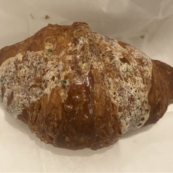 Paris Baguette - Mini Garlic Croissant - Bakeries Near Me - Sacramento, California Paris Baguette - Mini Garlic Croissant - Bakeries Near Me - Sacramento, California