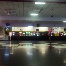 Rock wall, arcades and jump shot Rock wall, arcades and jump shot