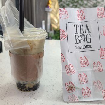 Tea Bag Tea House - Matcha milk tea with mini boba and a mini pandan waffle - Bubble Tea Near Me - San Fernando Valley, California Tea Bag Tea House - Matcha milk tea with mini boba and a mini pandan waffle - Bubble Tea Near Me - San Fernando Valley, California