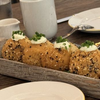 Flex Mussels - Bread with filling - Seafood Near Me - New York, New York Flex Mussels - Bread with filling - Seafood Near Me - New York, New York