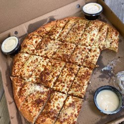 Panada Pizza - 18" garlic fingers - already started :3