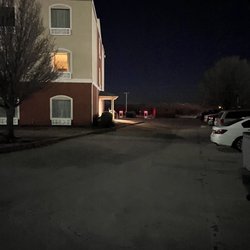 Holiday Inn Express & Suites Sweetwater - (Parking lot really isn't lit but my husband's phone quality says otherwise)