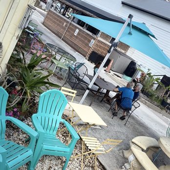 Bunkhouse Coffee Bar - Outside - patio - Coffee & Tea Near Me - Jensen Beach, Florida
