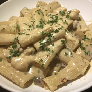 Roma Cafe - OH MY GOD, YOU GUYS. Gorgonzola Alfredo...I cannot even tell you how happy I was to eat this. Amazeballs. - Italian Near Me - Portland, Maine Roma Cafe - OH MY GOD, YOU GUYS. Gorgonzola Alfredo...I cannot even tell you how happy I was to eat this. Amazeballs. - Italian Near Me - Portland, Maine