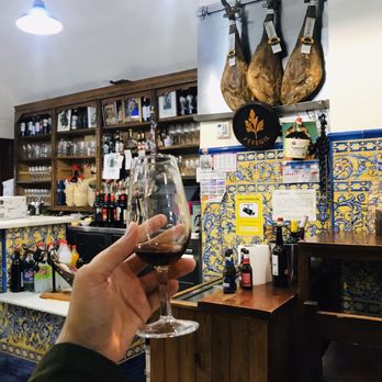 Taberna Álvaro Peregil - Vino de naranja - Spanish Near Me - Seville, SE Taberna Álvaro Peregil - Vino de naranja - Spanish Near Me - Seville, SE