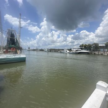 Saltwater Cowboys - Doc view - Seafood Near Me - Mount Pleasant, South Carolina Saltwater Cowboys - Doc view - Seafood Near Me - Mount Pleasant, South Carolina