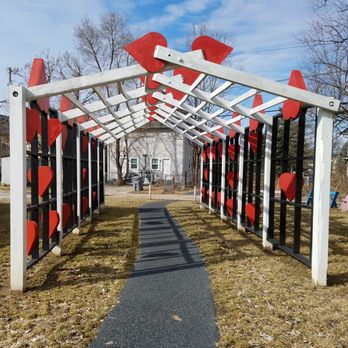 Willard Park Green Corridor - unique pergola for passing through - Parks Near Me - Indianapolis, Indiana Willard Park Green Corridor - unique pergola for passing through - Parks Near Me - Indianapolis, Indiana