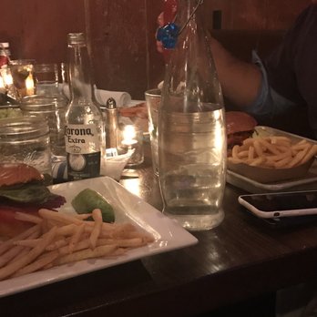 Little Barn - Burgers  and French Fries - Pubs Near Me - Westport, Connecticut