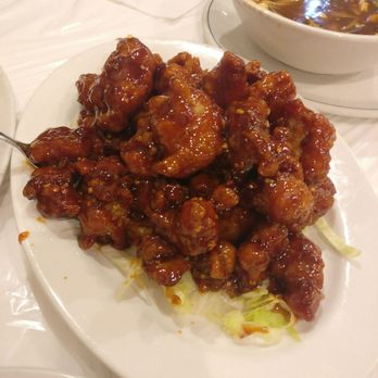 La Maison VIP - General tao chicken - Chinese Near Me - Montreal, Quebec