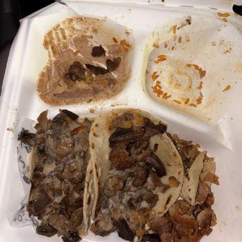 Taqueria 2 Potrillos - Tacos with mixed meats - Mexican Near Me - Hesperia, California Taqueria 2 Potrillos - Tacos with mixed meats - Mexican Near Me - Hesperia, California