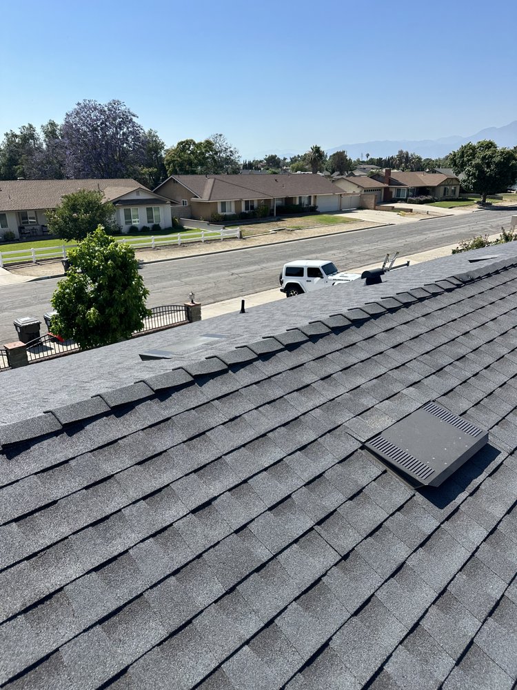 Slide of Vizcarra Roofing