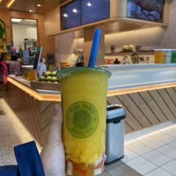 Real Fruit Bubble Tea - Diamond mango slush with mixed jelly.