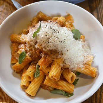 Horse Inn - Bacon pasta - Gastropubs Near Me - Lancaster, Pennsylvania Horse Inn - Bacon pasta - Gastropubs Near Me - Lancaster, Pennsylvania