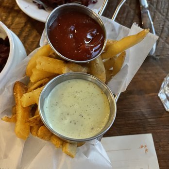 Guilford Hall Brewery - Amazing Herb and Garlic Aioli fries - Breweries Near Me - Baltimore, Maryland Guilford Hall Brewery - Amazing Herb and Garlic Aioli fries - Breweries Near Me - Baltimore, Maryland