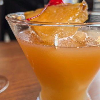 Burtons Grill & Bar - New American Near Me - Gaithersburg, Maryland