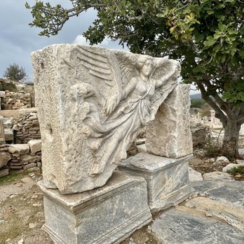 Ephesus - Nike - Landmarks & Historical Buildings Near Me - İzmir, 35