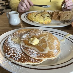 KT's Diner - Pancakes