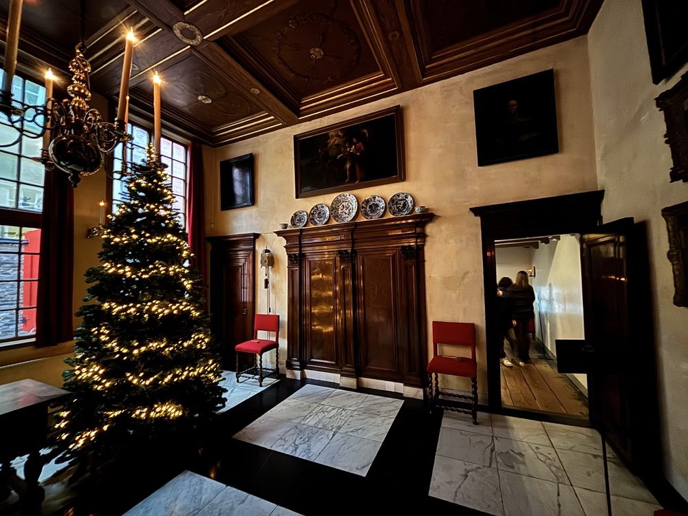 Ons' Lieve Heer op Solder