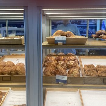 Paris Baguette - Baked goods - Bakeries Near Me - Centreville, Virginia Paris Baguette - Baked goods - Bakeries Near Me - Centreville, Virginia