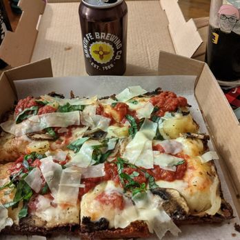 Thicc Pizza Co. - A really good veggie combo pizza with tomato and cheese and basil - Pizza Near Me - Albuquerque, New Mexico