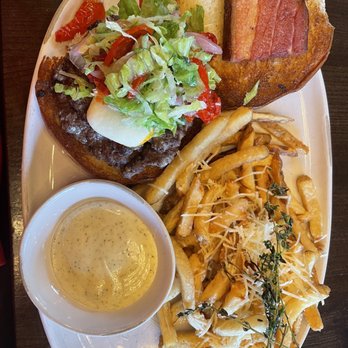 Citizen Soul - Soul burger - Bars Near Me - Alpharetta, Georgia