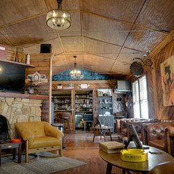 Jefe Cigar Lounge