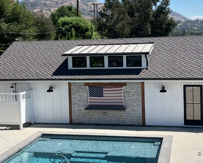 Slide of 701 Roofing