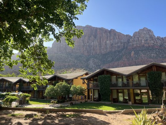 Desert Pearl Inn by null