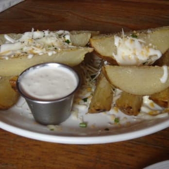 Cafe il Mondo - Twice Baked Potato Appetizer - Pizza Near Me - Honokaa, Hawaii Cafe il Mondo - Twice Baked Potato Appetizer - Pizza Near Me - Honokaa, Hawaii