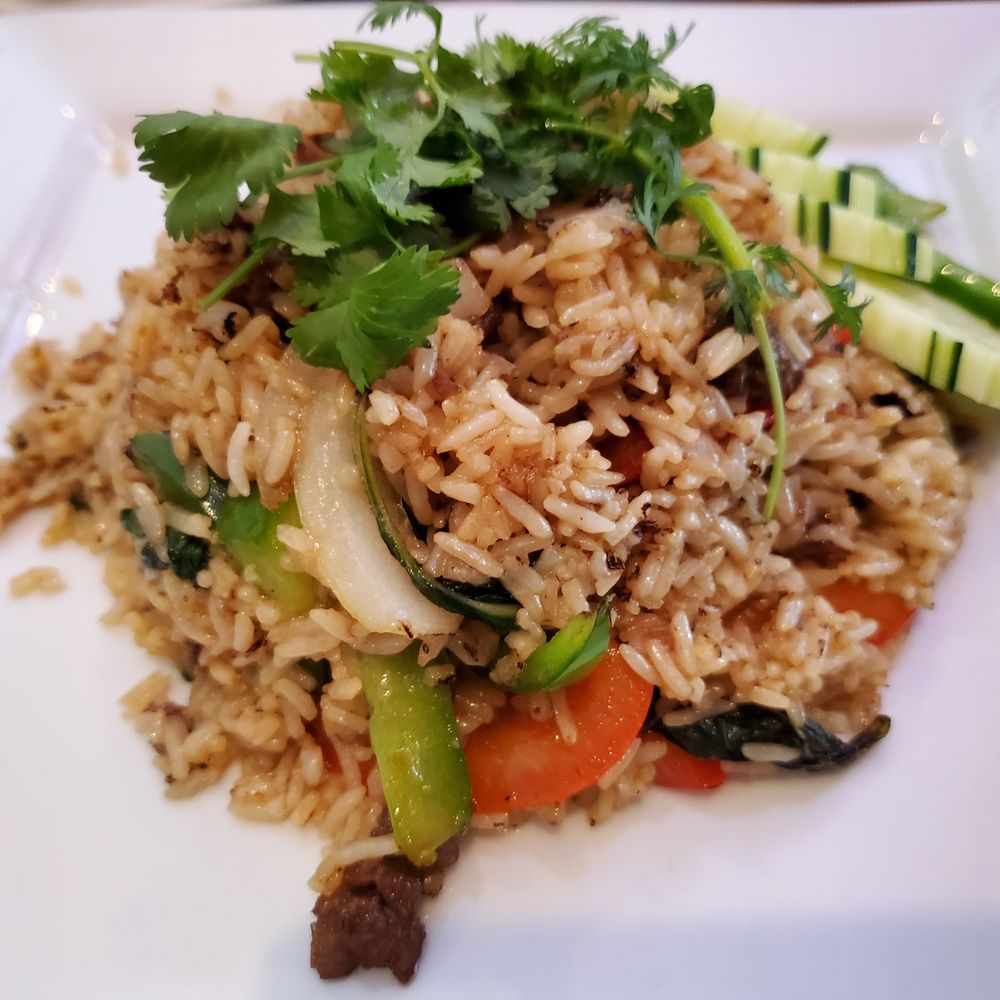 Tarntip Thai Cuisine - Thai fried rice with beef - Thai Near Me - Fredericksburg, Virginia Tarntip Thai Cuisine - Thai fried rice with beef - Thai Near Me - Fredericksburg, Virginia