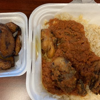 African Deli - Chicken with tomato sauce and coconut rice. Side of plantains - African Near Me - Brooklyn Center, Minnesota